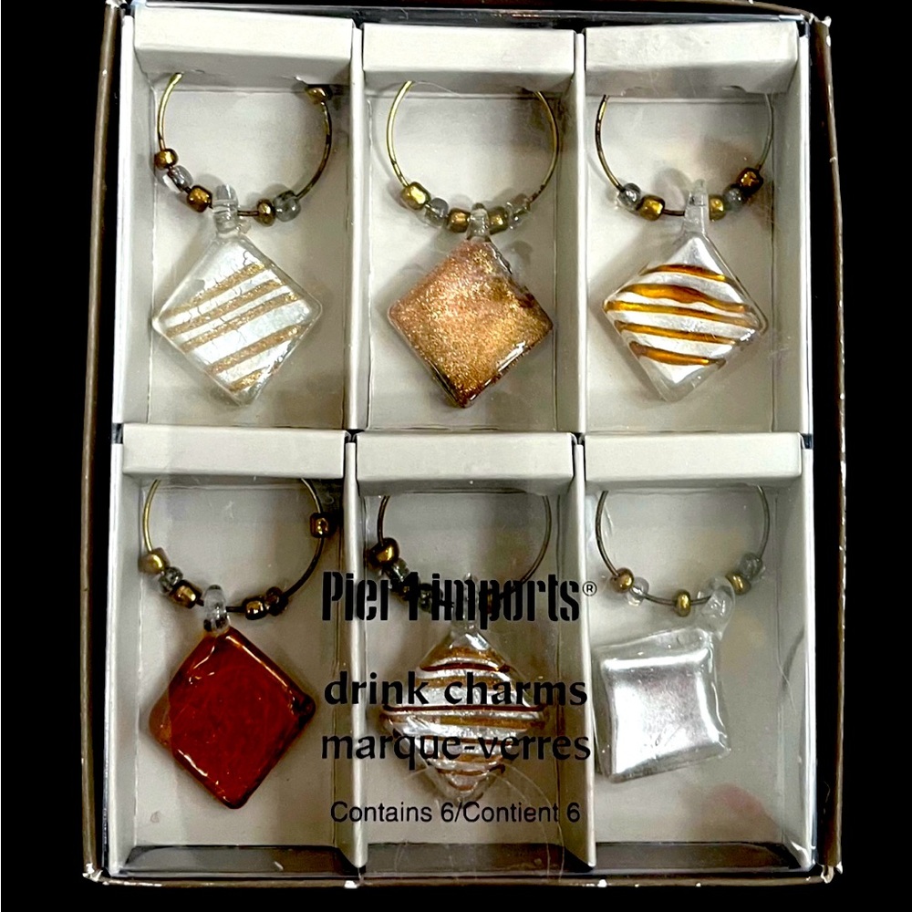 New Pier 1 Imports Wine Glass Drink Charm Set of 6 venetian glass diamond Charms